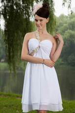 Cute Girls Wear One Shoulder White Bridesmaid Dresses