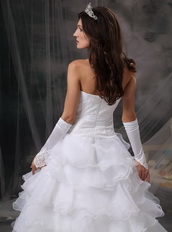 Fashionable Sweetheart Pure White Ruffles Wedding Gown Low Price