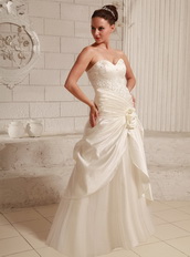 Fashionable A-line Taffeta Ivory Wedding Dress Floor Length Low Price