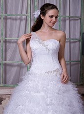 Fashionable One Shoulder Wedding Dress With Ruffled Puffy Long Skirt Low Price