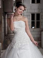 Fashionable Strapless Puffy Skirt Ivory Wedding Ball Gown Romantic Low Price