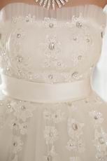 Noble Beaded Bodice With Appliques A-line Wedding Gown Cheap