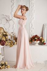 Affordable Ruched Pink Chiffon Prom Dresses With Shoulder Flowers