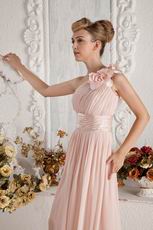 Affordable Ruched Pink Chiffon Prom Dresses With Shoulder Flowers