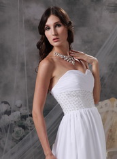 Popular White Chiffon Prom Dress With Silver Beading Decorate Inexpensive