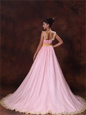 Pink Chiffon A-line Celebrity Prom Gowns With Gold Bowknot