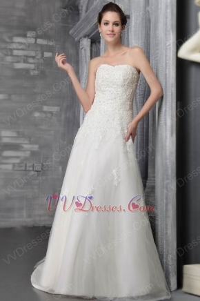 Sweetheart Empire Waist Tulle Appliques Romantic Bridal Dress